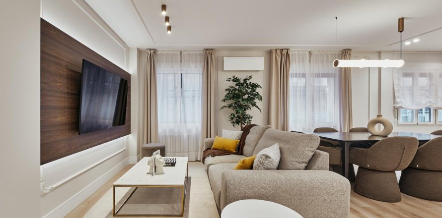 3 chambres Appartement à Madrid, Spain No. 126258