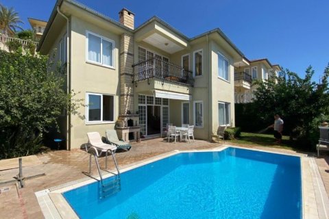 4 habitaciones Villa en Kargicak, Turkey No. 123662