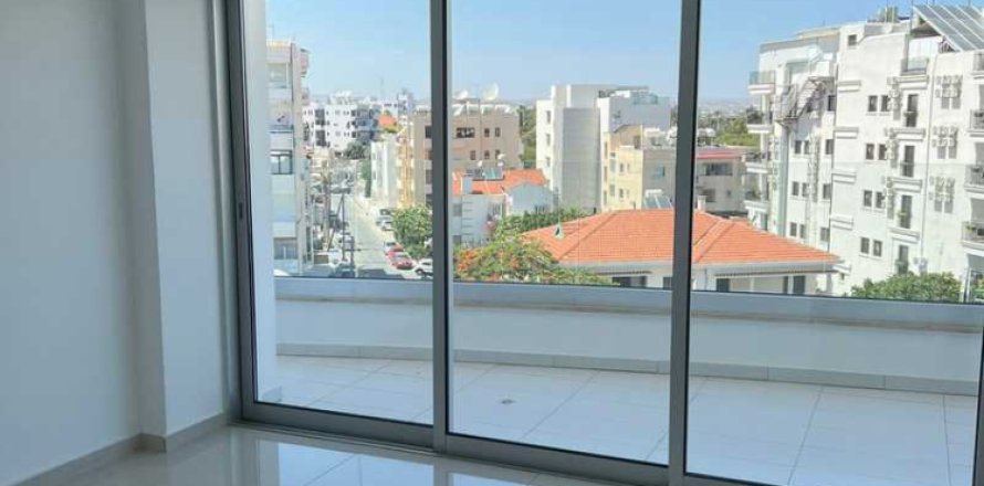 Пентхаус с 3 спальнями в Ларнака, Кипр №83605