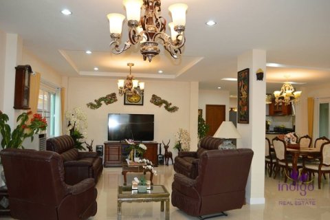7 bedrooms House in Chiang Mai, Thailand No. 97635 17