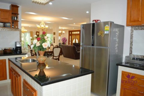 7 bedrooms House in Chiang Mai, Thailand No. 97635 7