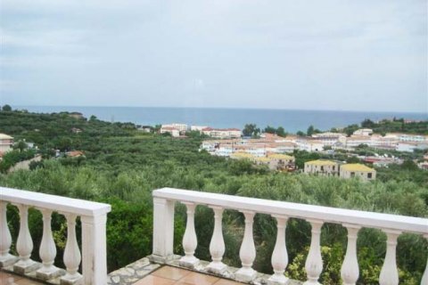 5 bedrooms House in Zakynthos, Greece No. 24715 1