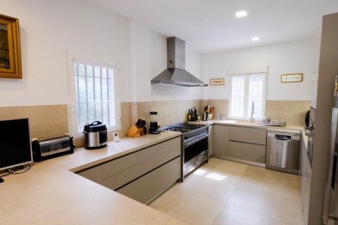 Квартира с 4 спальнями в Ban Xeo, Вьетнам №84954 13