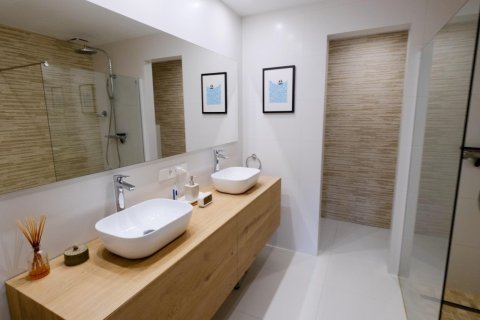 Квартира с 4 спальнями в Ban Xeo, Вьетнам №84954 4