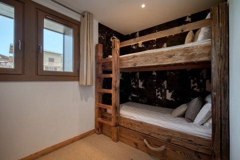 4 bedrooms House in Les Belleville, France No. 100062 15