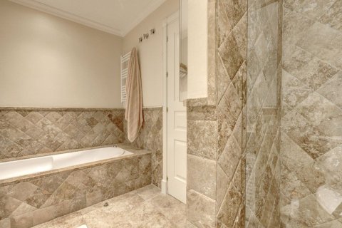 2 bedrooms Apartment in Dinh An, Vietnam No. 92309 27