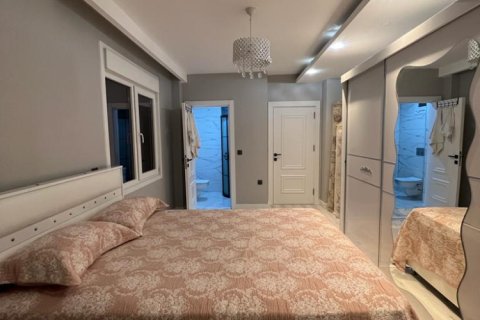 6 bedrooms Villa in Khanh Hoa, Vietnam No. 14771 2