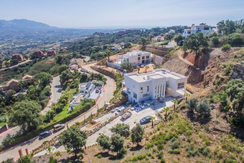 4 bedrooms Villa in Tan Xuan, Vietnam No. 27154 10