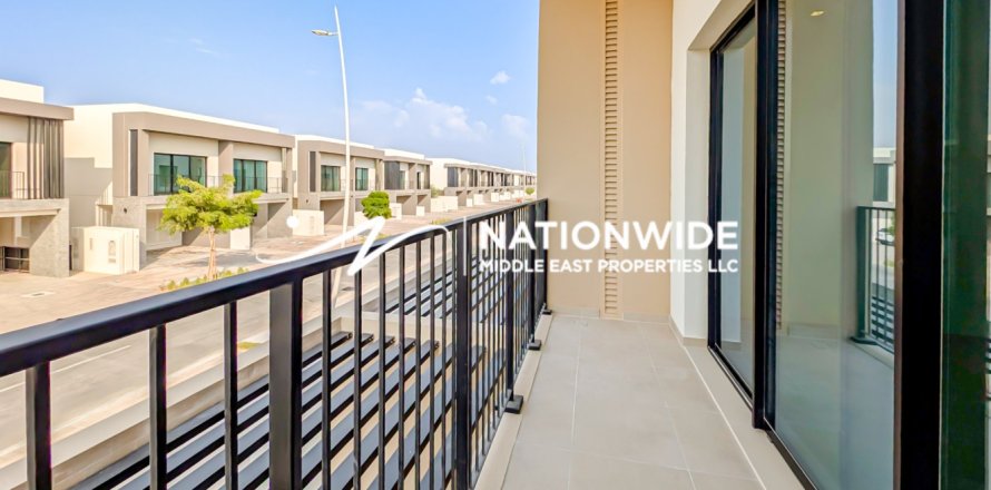 3 chambres Duplex à Abu Dhabi, UAE No. 117825