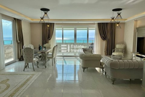 3 bedrooms Apartment in Alanya, Turkey No. 113272