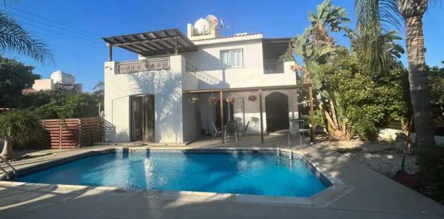 4 chambres Villa à Empa, Cyprus No. 84060