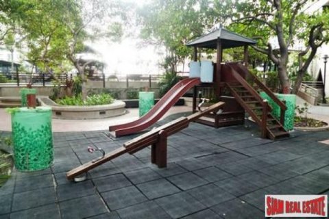 3 bedrooms Apartment in Bangkok, Thailand No. 95809 7