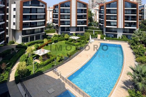 4 dormitorios Apartment en Konyaalti, Turkey No. 128092