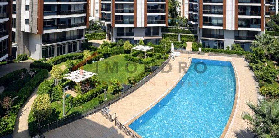 4 dormitorios Apartment en Konyaalti, Turkey No. 128092