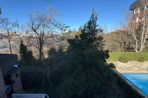 114m² Appartement à Thanh Son, Vietnam No. 83856 7