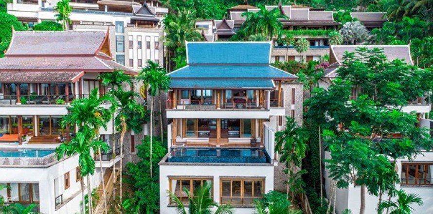 4 bedrooms Villa in Surin Beach, Thailand No. 96742