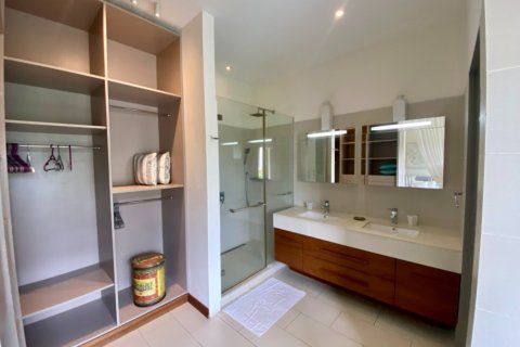 3 chambres Appartement à La Grande rivière Noire, Maurice No. 60896 5