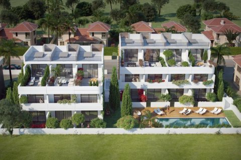 3 bedrooms Townhouse in Limassol, Cyprus No. 105659 13