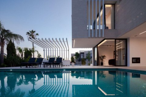 5 bedrooms Villa in Limassol, Cyprus No. 106528 13