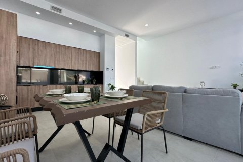 3 dormitorios  en Nam Ma, Vietnam No. 92201 16