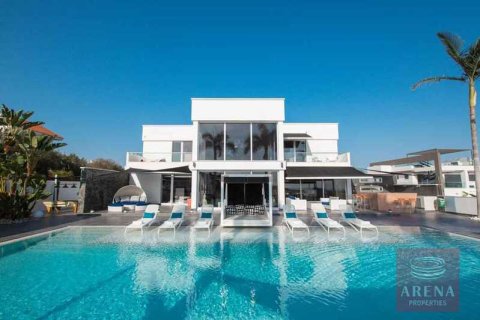 5 dormitorios Villa en Ayia Napa, Cyprus No. 78346 1