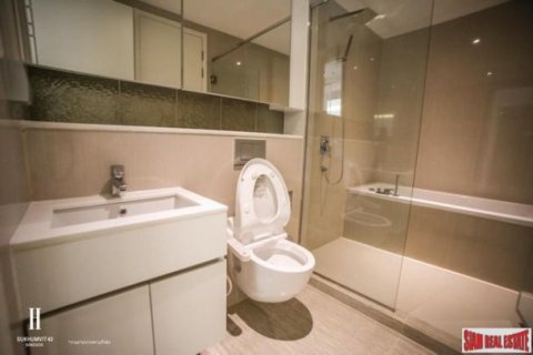 3 bedrooms Apartment in Bangkok, Thailand No. 95813 3