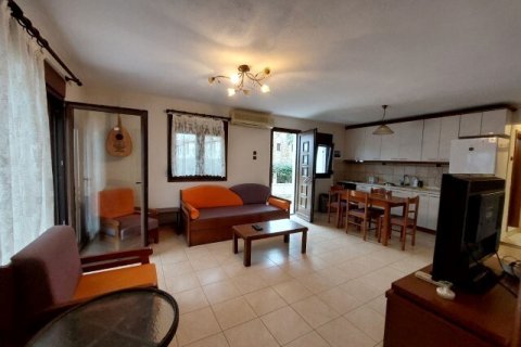 3 bedrooms House in Chalkidiki, Greece No. 108654 6