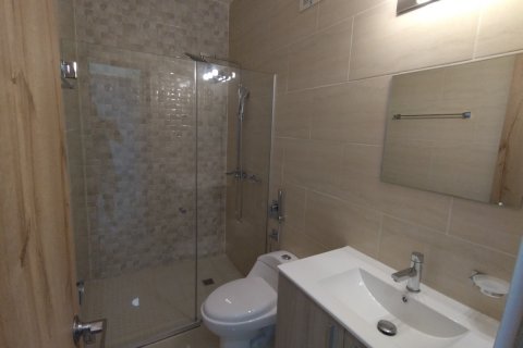 2 bedrooms Apartment in Panama City, Panama No. 109760 5