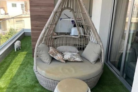 2 bedrooms Penthouse in Mesa Geitonia, Cyprus No. 33211 3