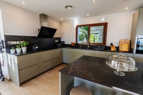 4 bedrooms Properties in Cat Trinh, Vietnam No. 83914 13