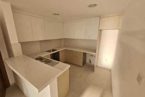 3 dormitorios Apartment en Paphos, Cyprus No. 79132 4