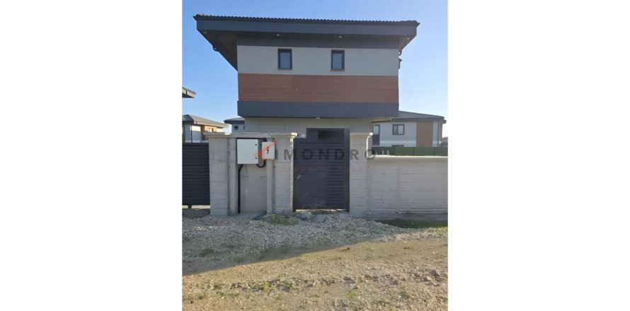 4 chambres Villa à Silivri, Turkey No. 125289