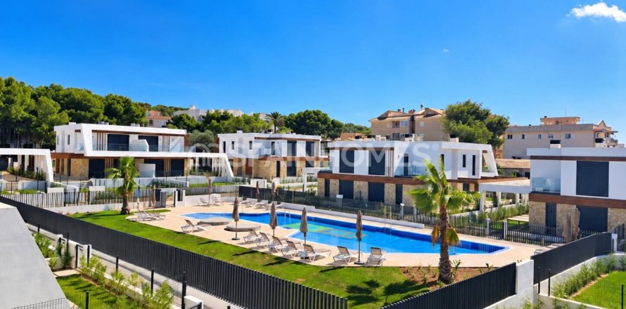 3 bedrooms Villa in Capdepera, Spain No. 128974