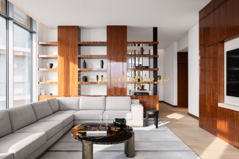 6 bedrooms Apartment in Hoang Van Thu, Vietnam No. 93747 2