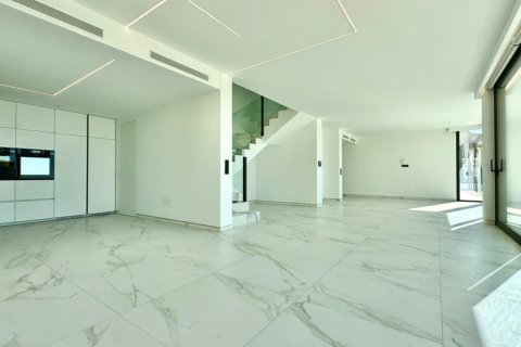 5 bedrooms Villa in My Phuc, Vietnam No. 92207 12