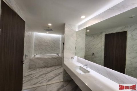 2 bedrooms Apartment in Bangkok, Thailand No. 98135 5