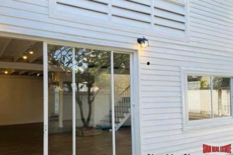 4 dormitorios House en Bangkok, Thailand No. 96093 4