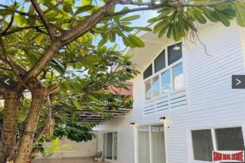 4 dormitorios House en Bangkok, Thailand No. 96093 1