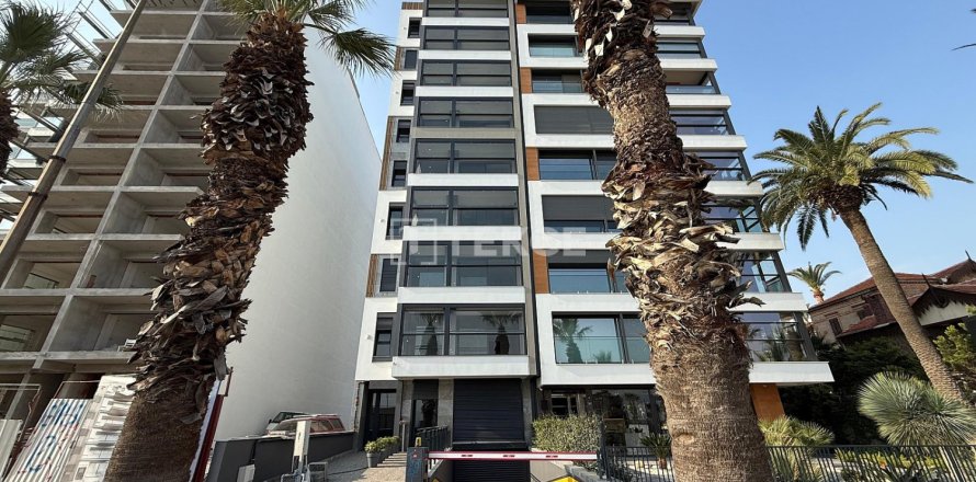 3 chambres Appartement à Izmir, Turkey No. 113773