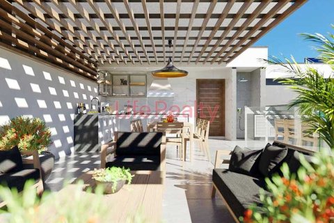 4 bedrooms Penthouse in Limassol, Cyprus No. 102060 14