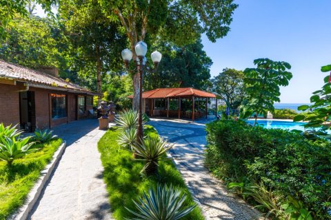 8 bedrooms Villa in Rio de Janeiro, Brazil No. 81946 7