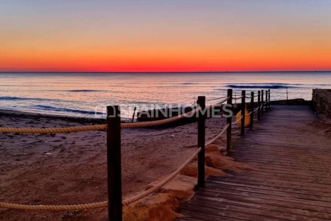 Вилла с 6 спальнями в Hai Bac, Вьетнам №88287 12