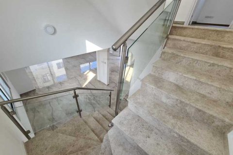 5 bedrooms House in Paphos, Cyprus No. 78644 9