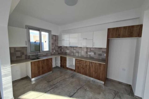 5 bedrooms House in Paphos, Cyprus No. 78644 3