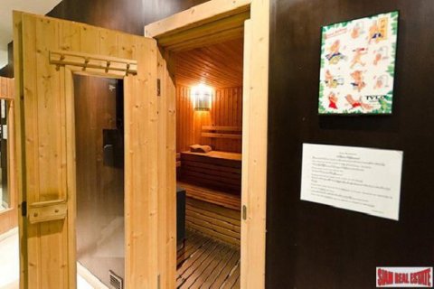 3 bedrooms Apartment in Bangkok, Thailand No. 96942 3