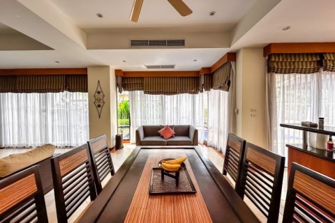 3 bedrooms Villa in Phuket, Thailand No. 97135 9