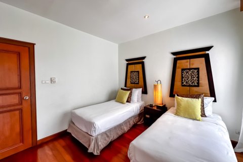 3 bedrooms Villa in Phuket, Thailand No. 97135 22