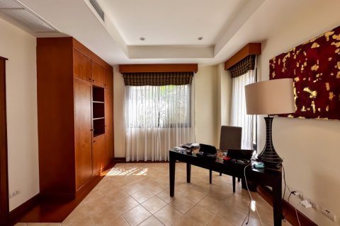 3 bedrooms Villa in Phuket, Thailand No. 97135 29