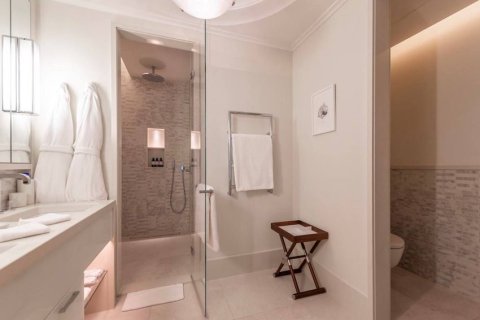 1 bedroom Apartment in Tivat, Montenegro No. 104718 11