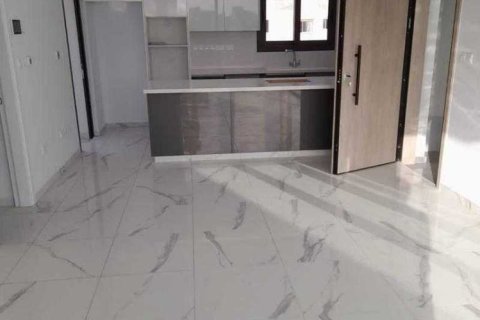 2 bedrooms Apartment in Limassol, Cyprus No. 32654 1